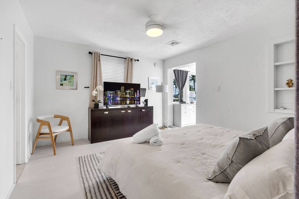 Photo of Bedroom in Seybold