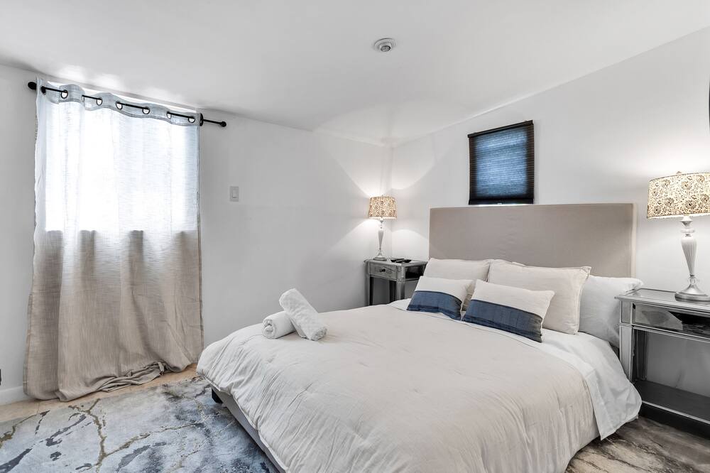 Photo of Bedroom in Seybold