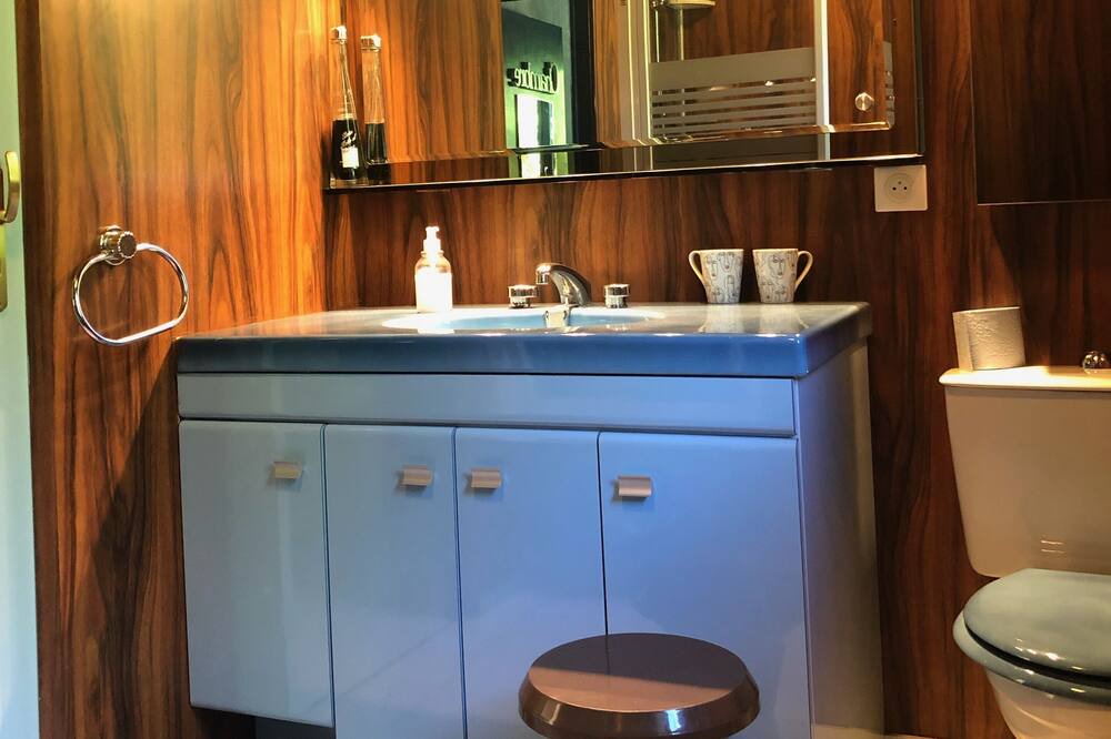 Photo of Bathroom in Seranon