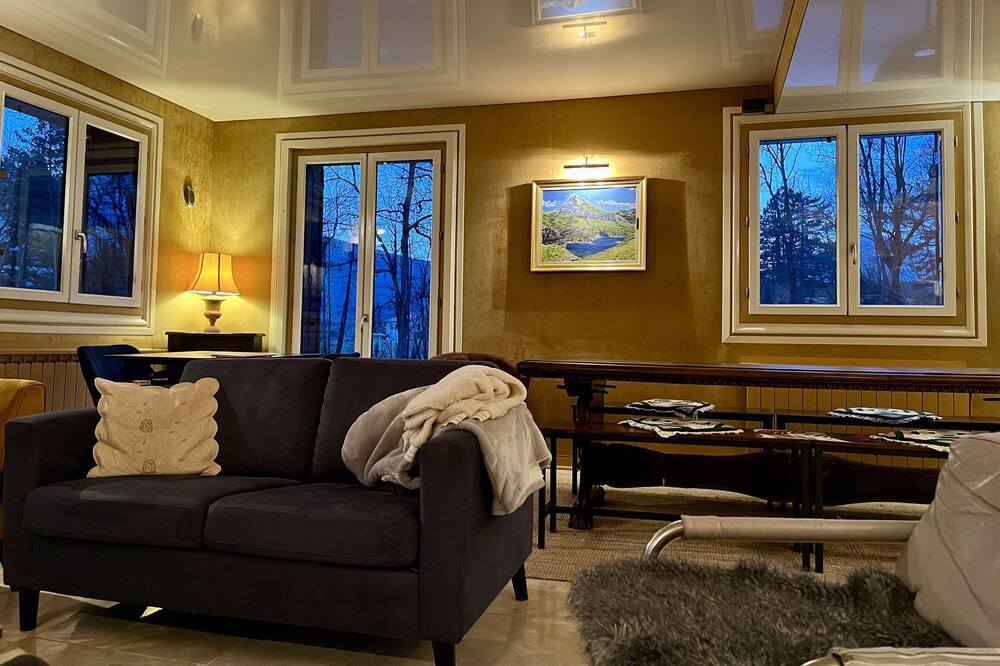 Photo of Livingroom in Seranon