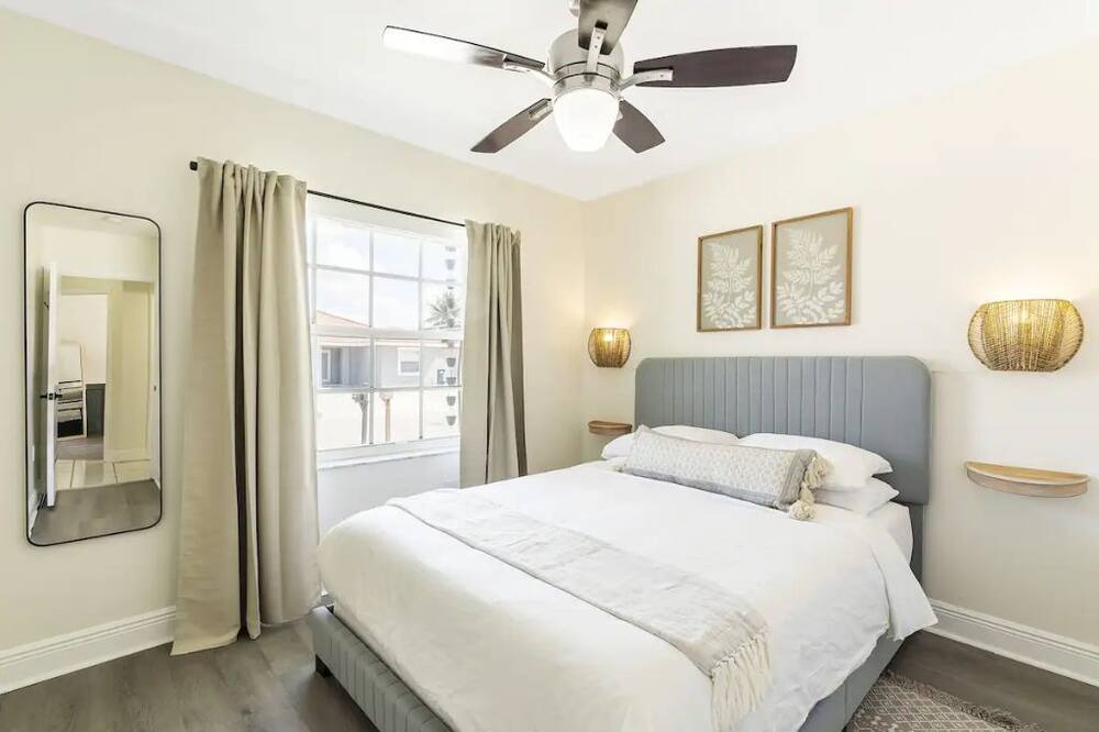 Photo of Bedroom in Richmond West