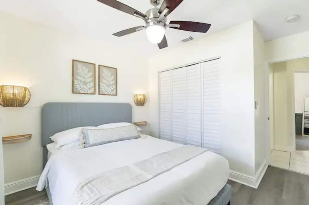 Photo of Bedroom in Richmond West