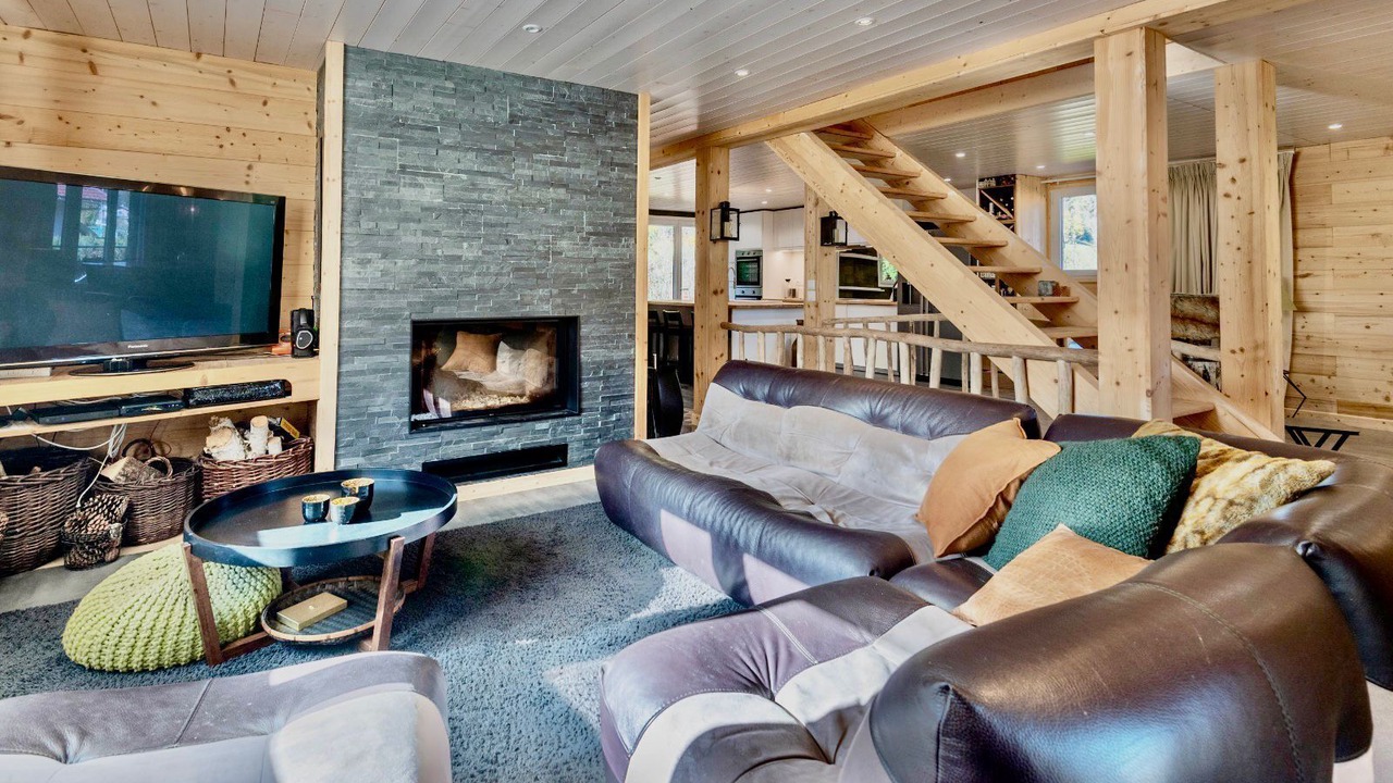 Photo of Livingroom in Thones