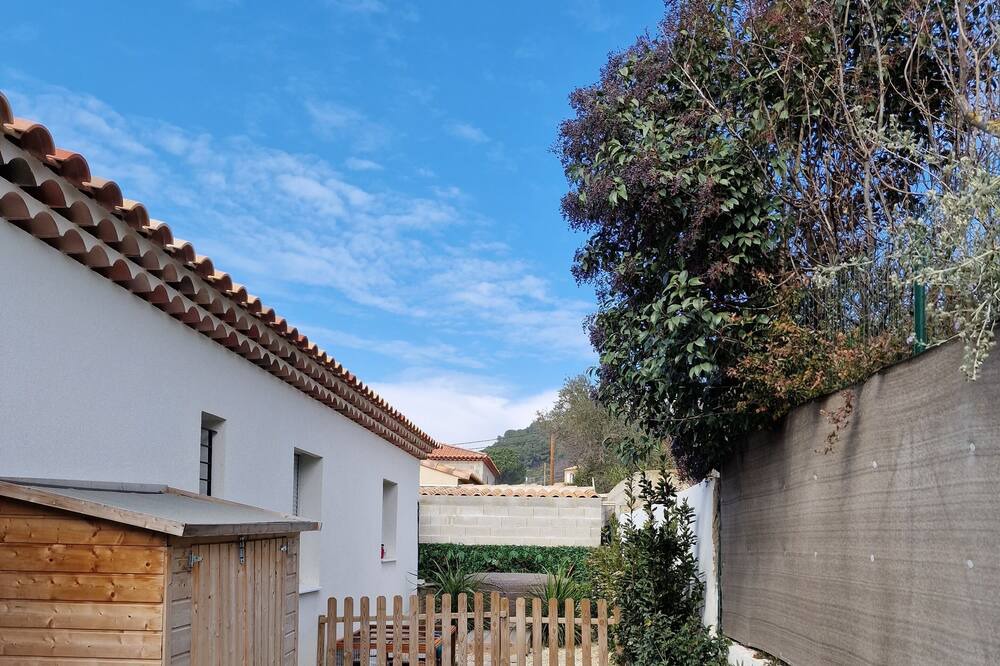 Photo of Outdoor in Saint-Chamas