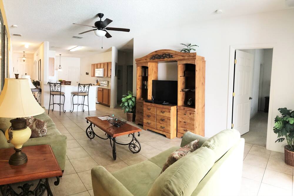 Photo of Livingroom in Sunset Ridge
