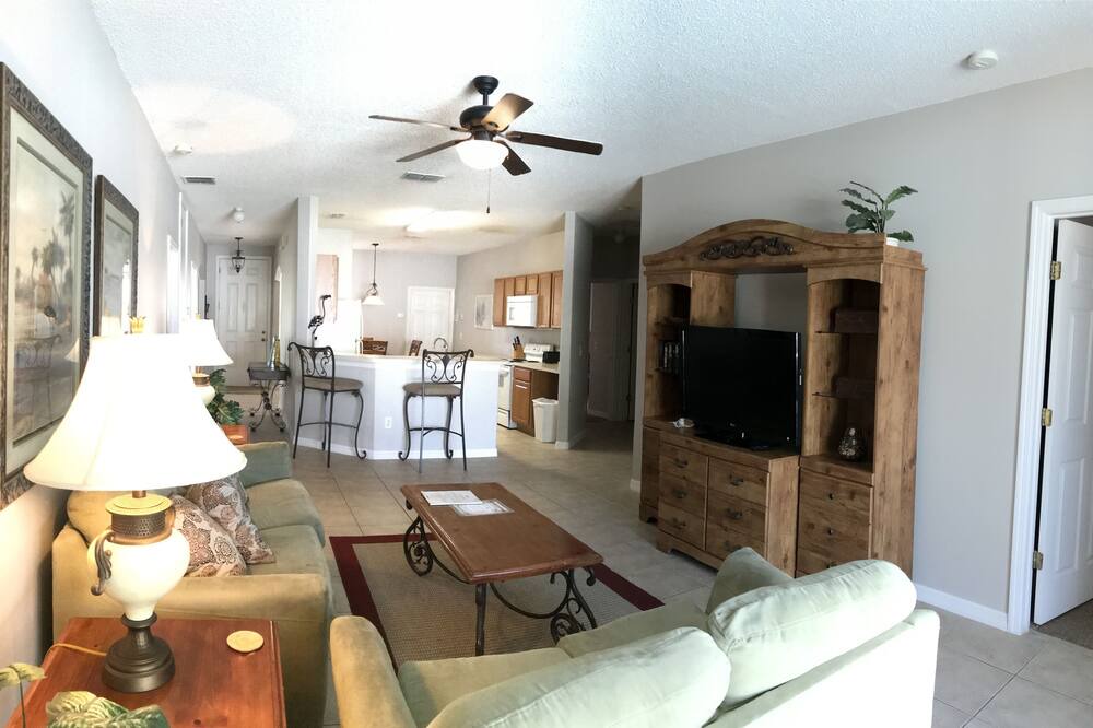 Photo of Livingroom in Sunset Ridge
