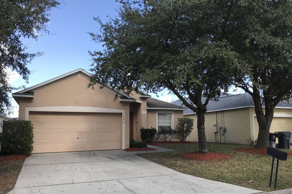 Photo of Outdoor in Sunset Ridge
