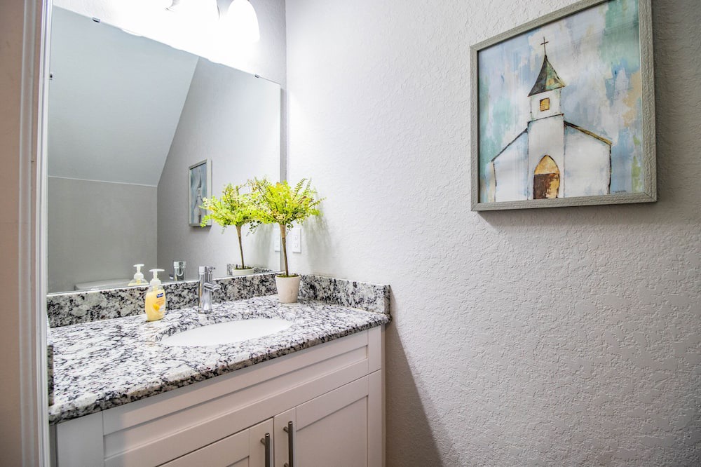 Photo of Bathroom in Bartow