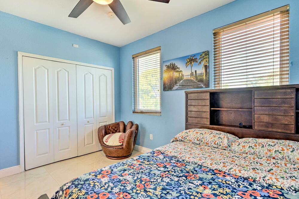Photo of Bedroom in Tamiami