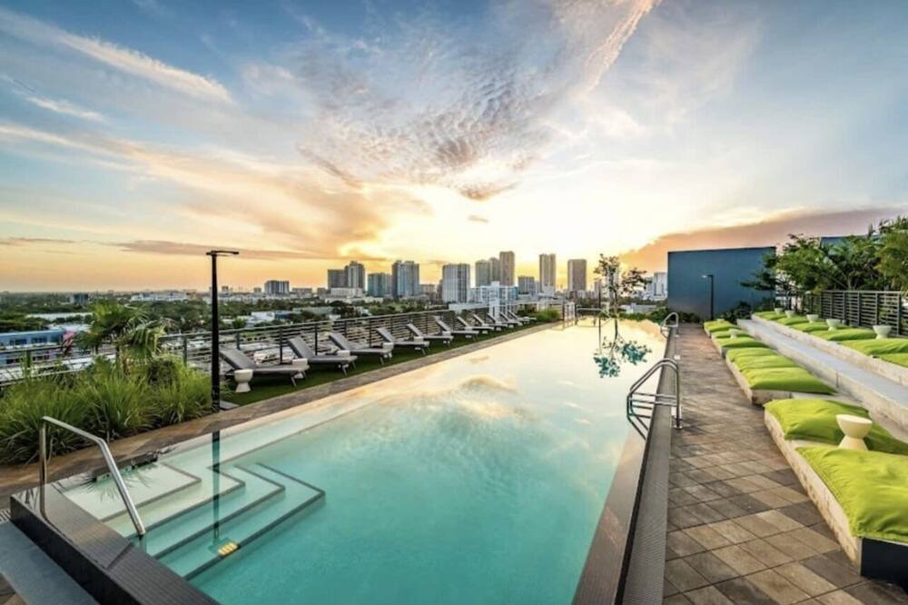 Photo of Outdoor in Midtown