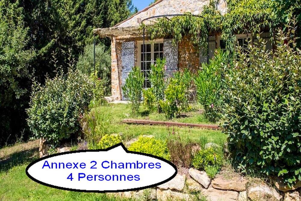 Photo of Outdoor in Taradeau