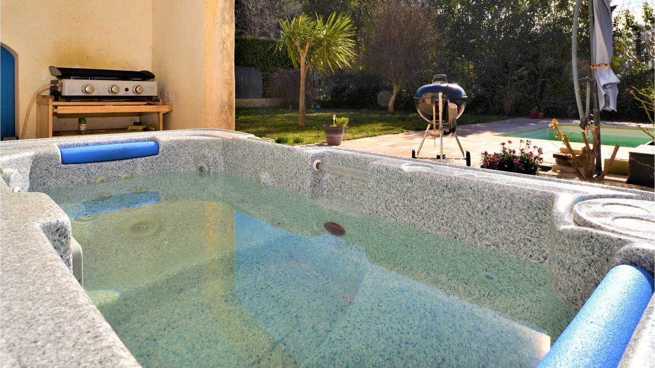 Photo of Outdoor in Saint-Chamas