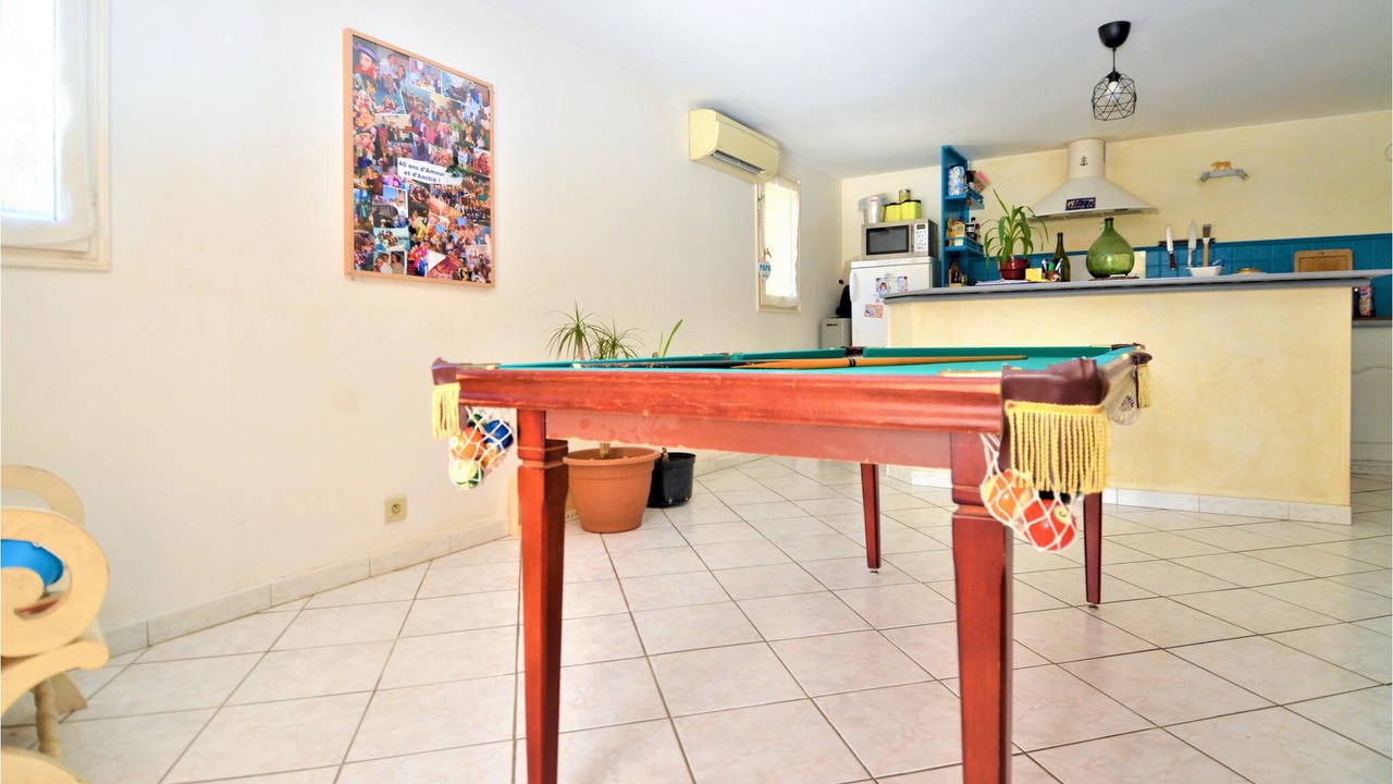 Photo of Bedroom in Saint-Chamas