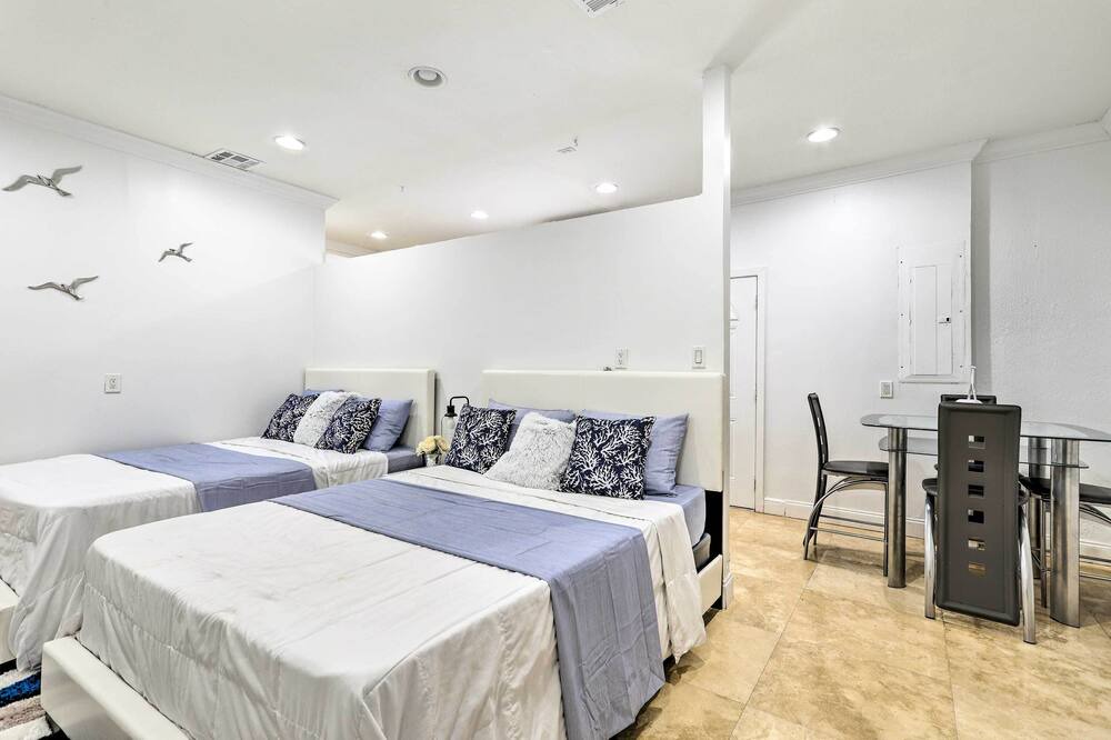Photo of Bedroom in Tamiami