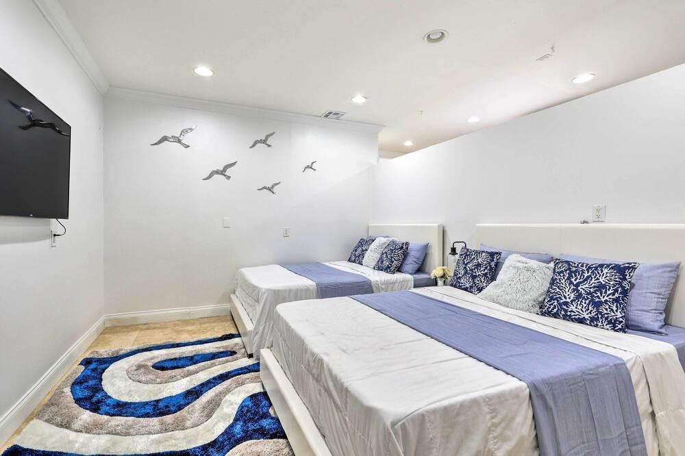 Photo of Bedroom in Tamiami
