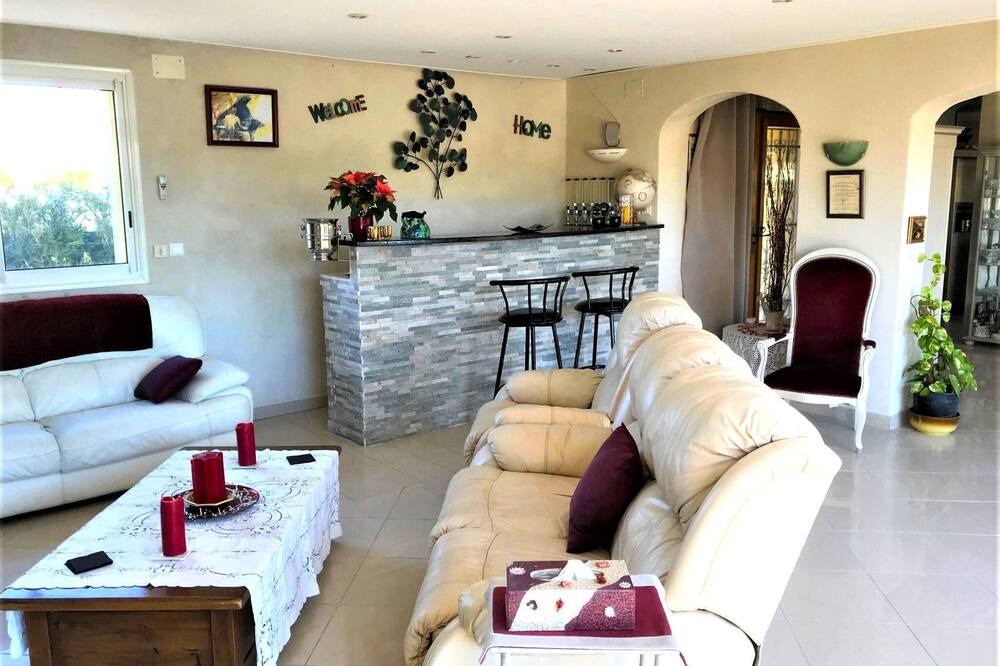 Photo of Livingroom in Le Luc