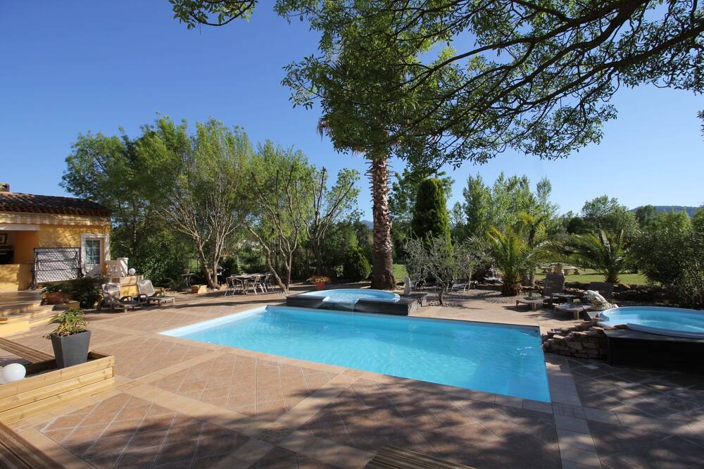 Photo of Outdoor in Le Luc