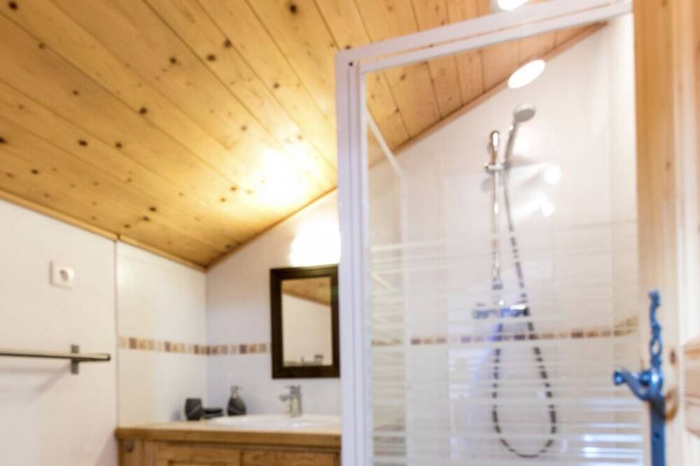 Photo of Bathroom in Sixt-Fer-a-Cheval