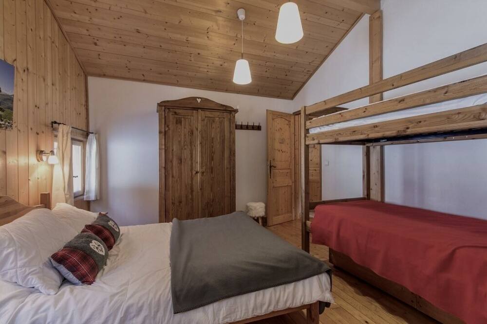 Photo of Bedroom in Sixt-Fer-a-Cheval