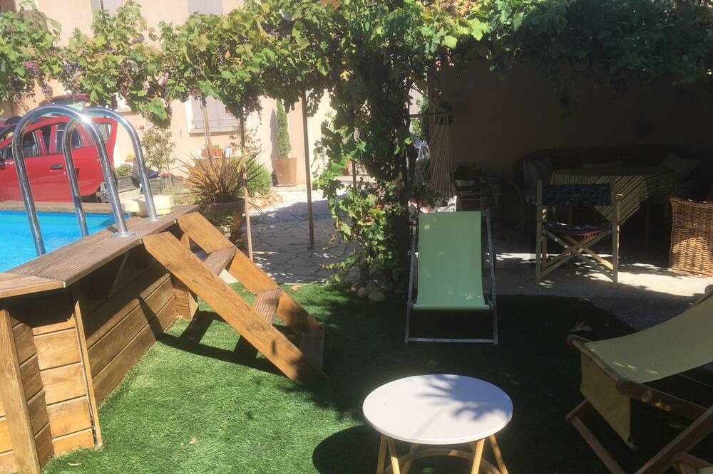 Photo of Outdoor in Jonquerettes