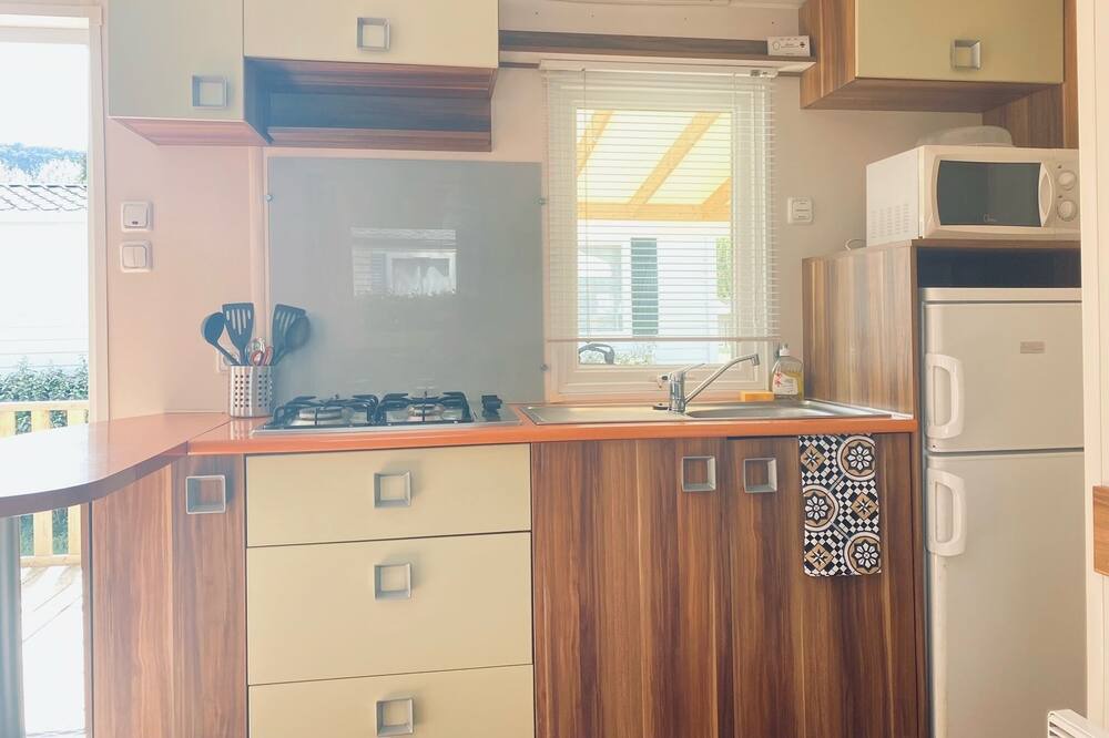 Photo of Kitchen in Montmeyan