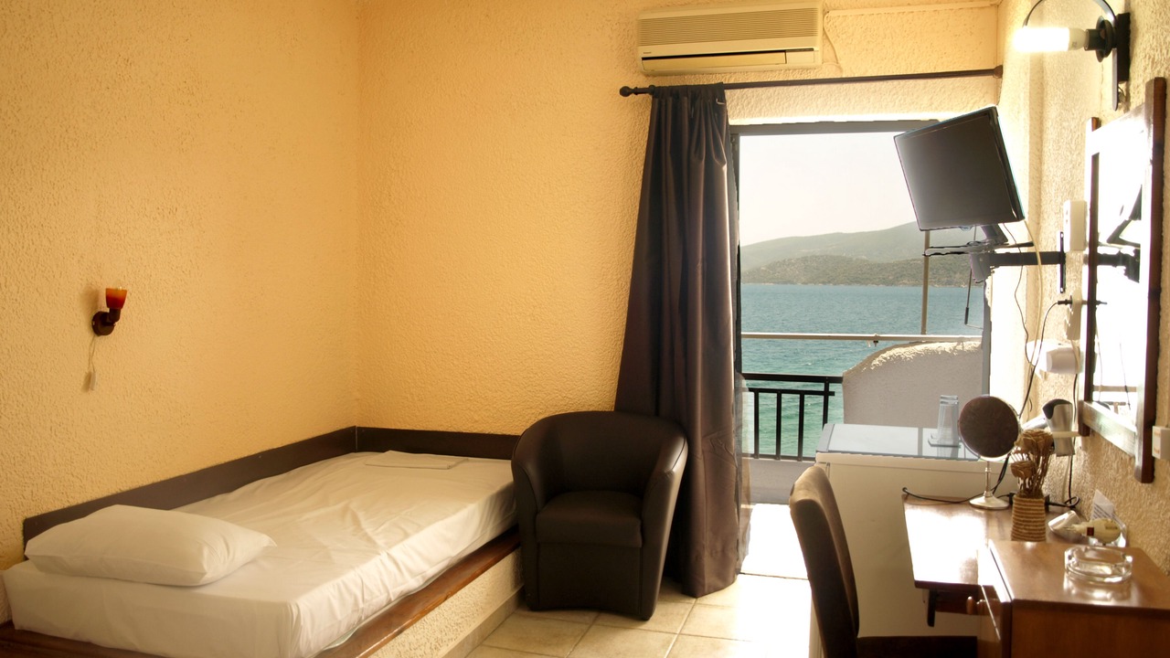 Photo of Bedroom in Loutra Oraias Elenis