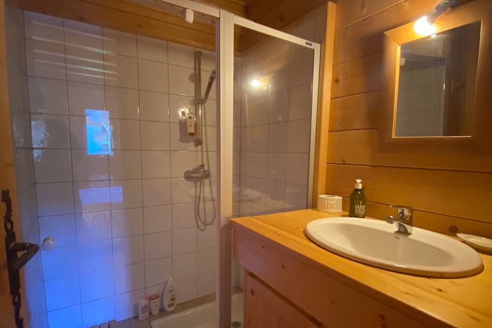 Photo of Bathroom in La Chapelle-d'Abondance