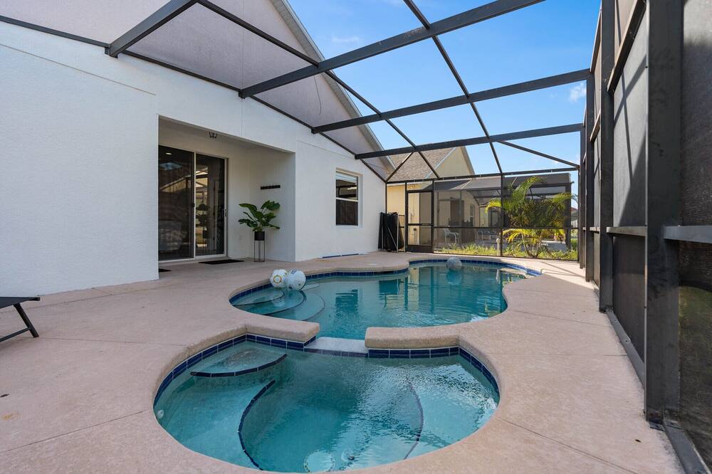 Photo of Outdoor in Sunset Ridge