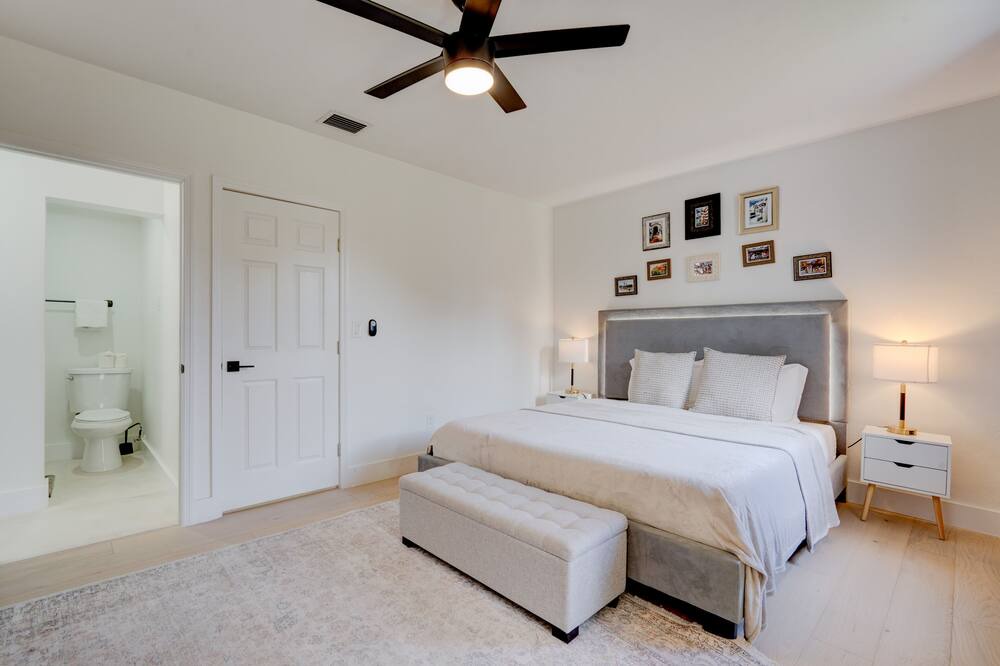 Photo of Bedroom in Miami Shores