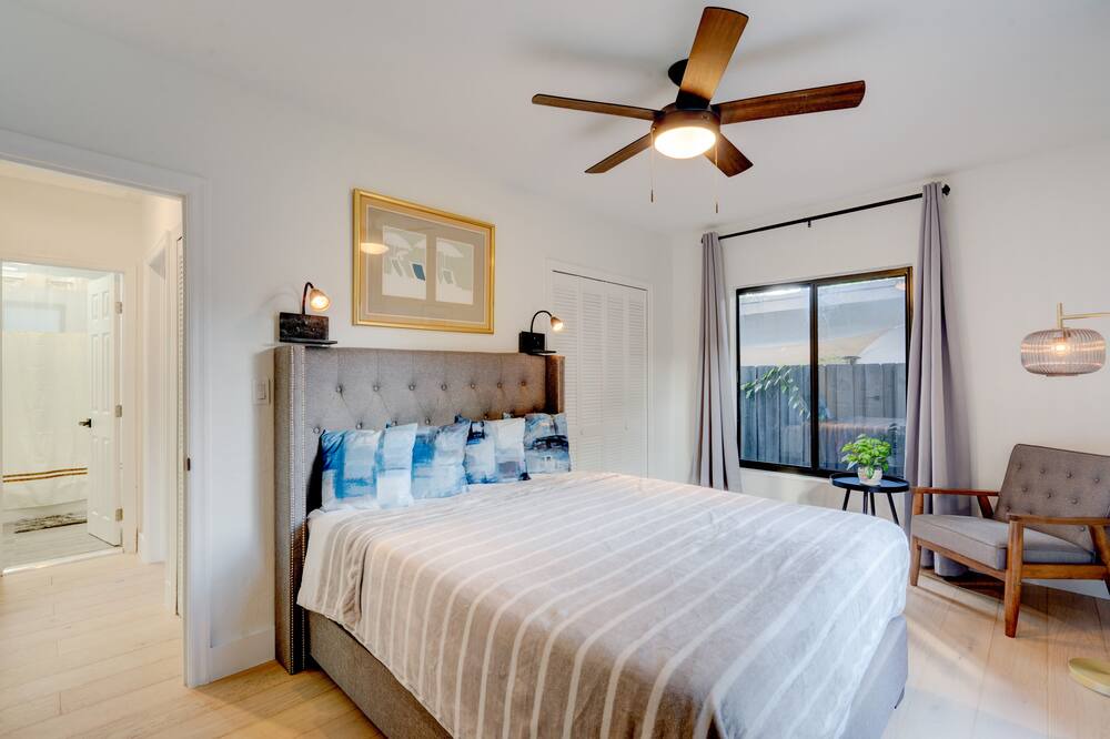 Photo of Bedroom in Miami Shores