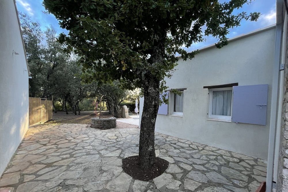 Photo of Outdoor in Fox-Amphoux