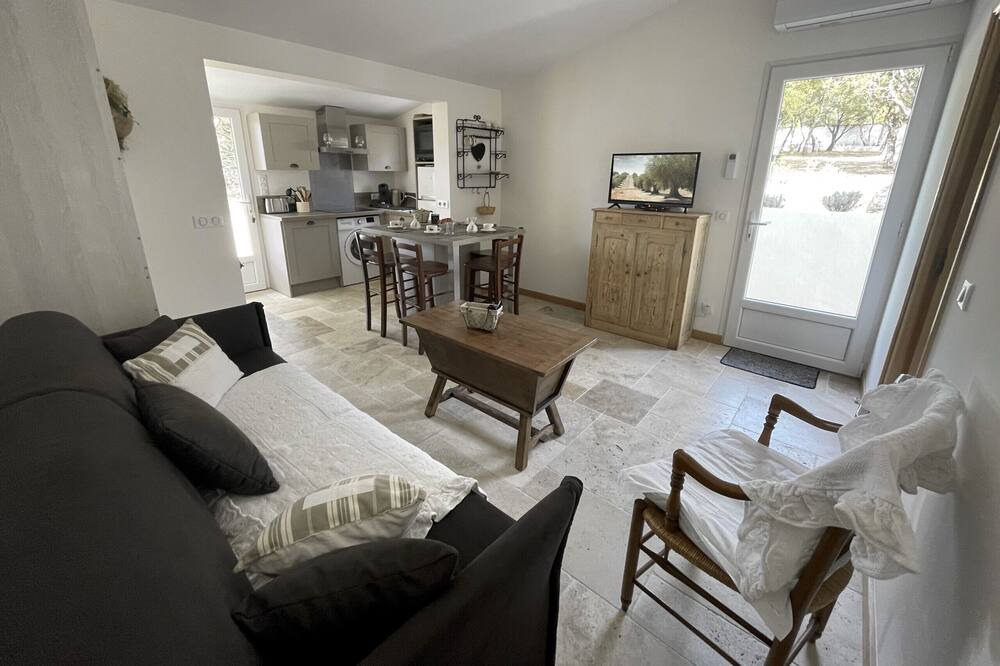 Photo of Livingroom in Fox-Amphoux