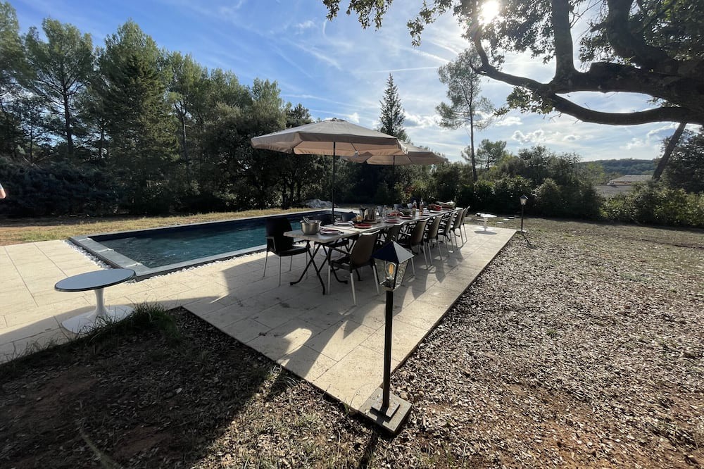 Photo of Outdoor in Fox-Amphoux