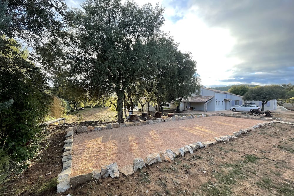 Photo of Outdoor in Fox-Amphoux