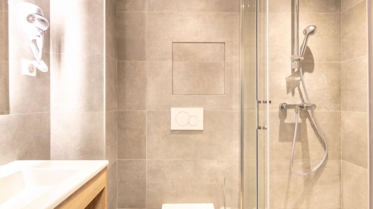 Photo of Bathroom in Doucy-Combelouviere