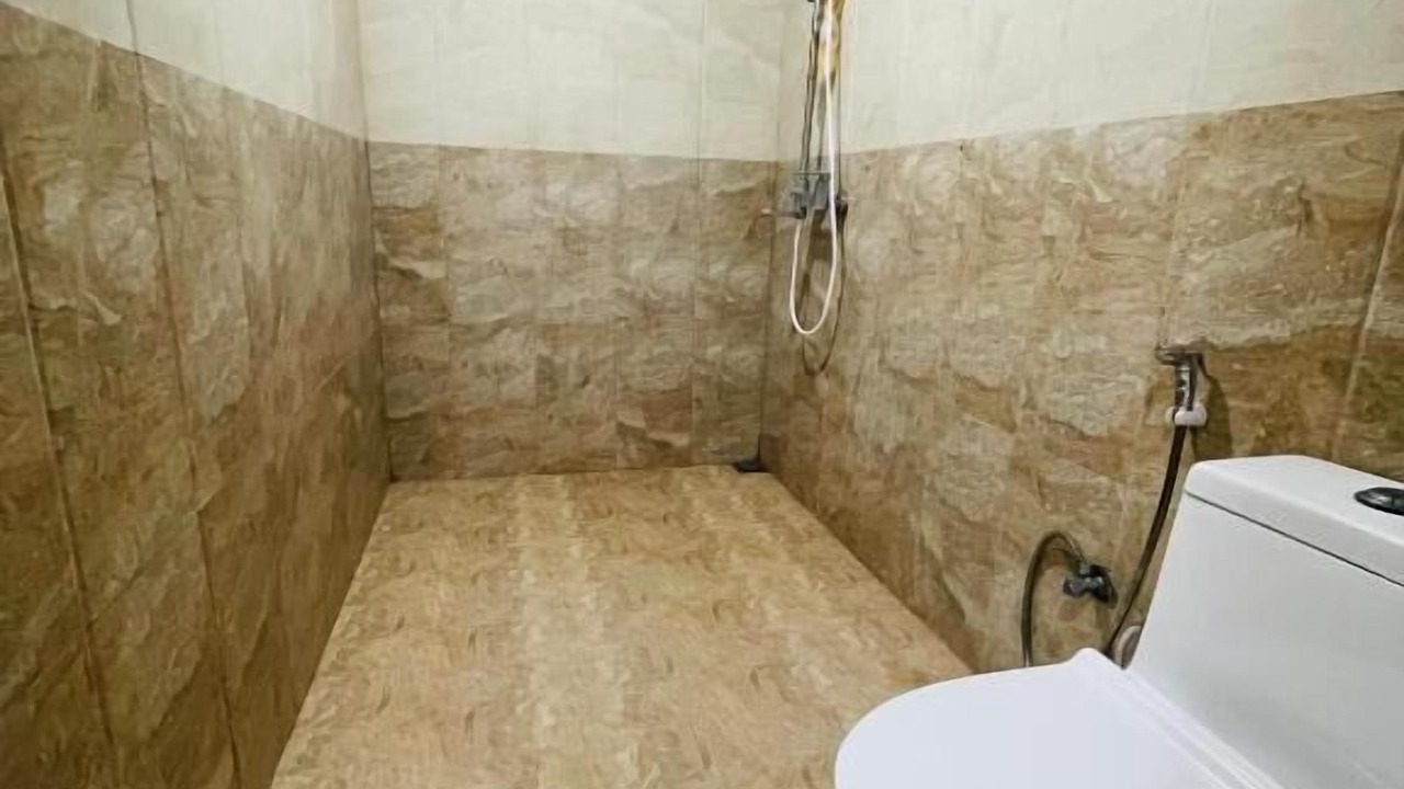 Photo of Bathroom in Thulusdhoo Island