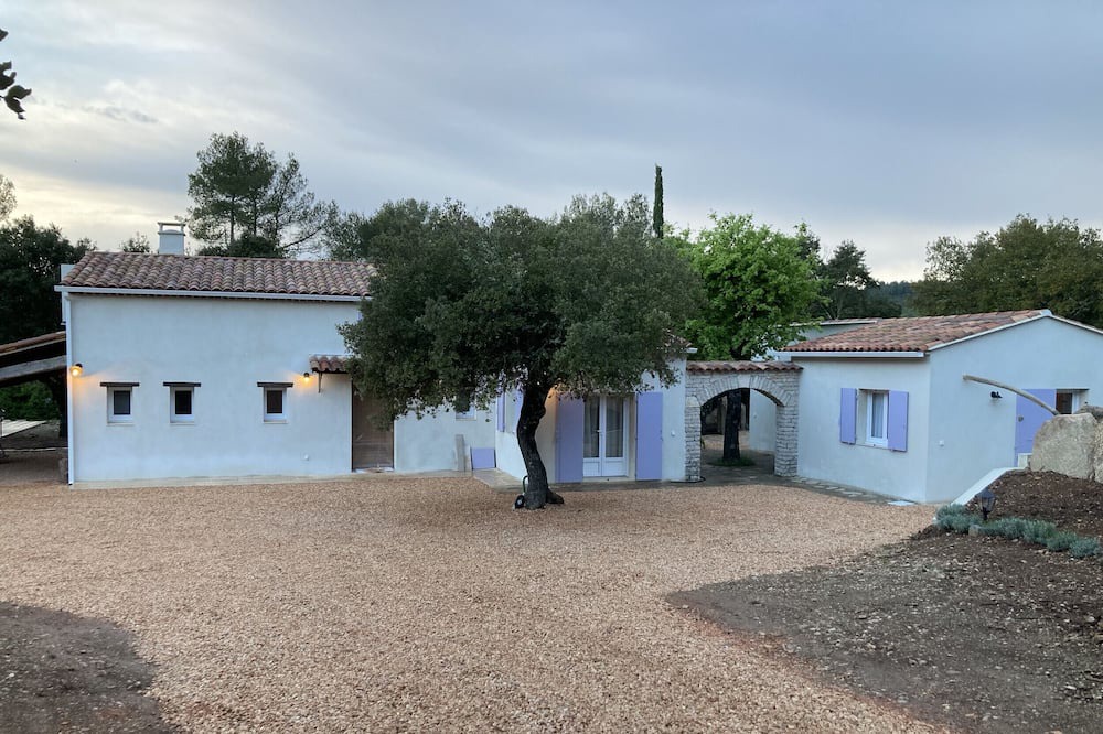 Photo of Outdoor in Fox-Amphoux