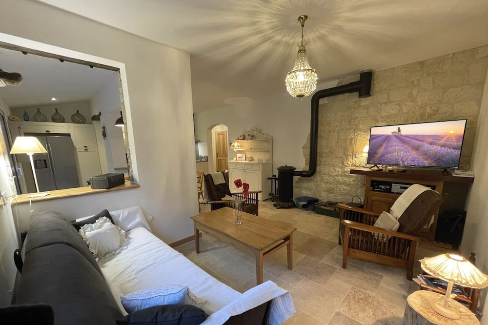 Photo of Livingroom in Fox-Amphoux