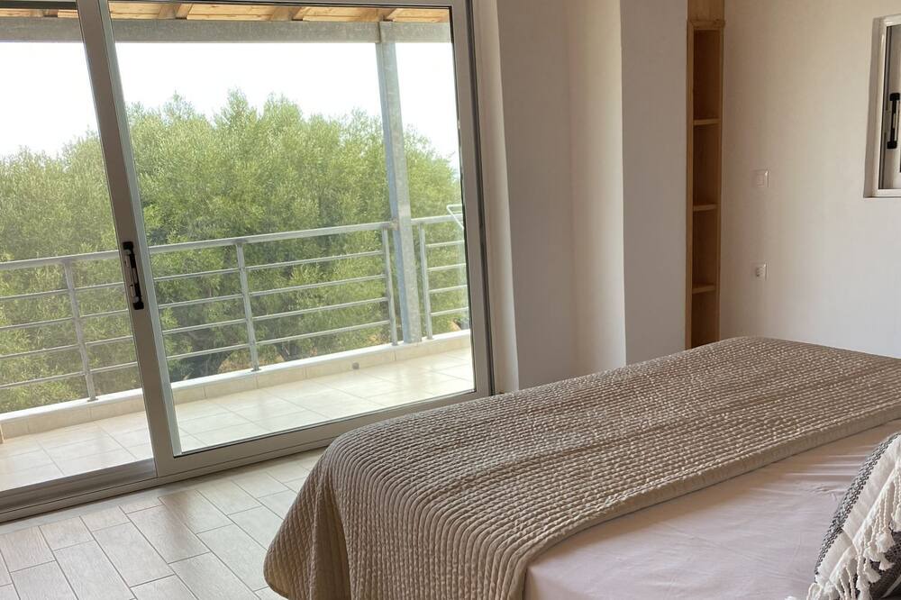 Photo of Bedroom in Elation