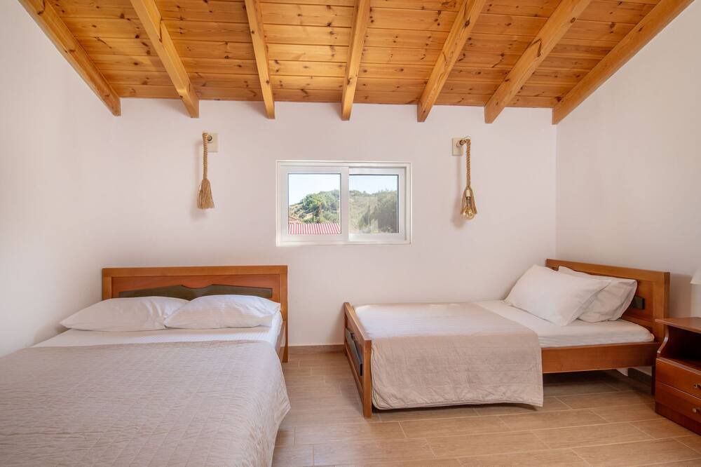 Photo of Bedroom in Elation