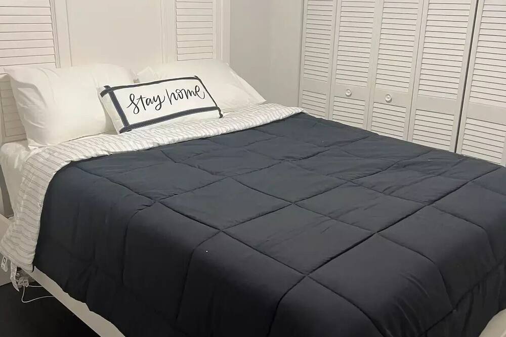 Photo of Bedroom in Richmond West