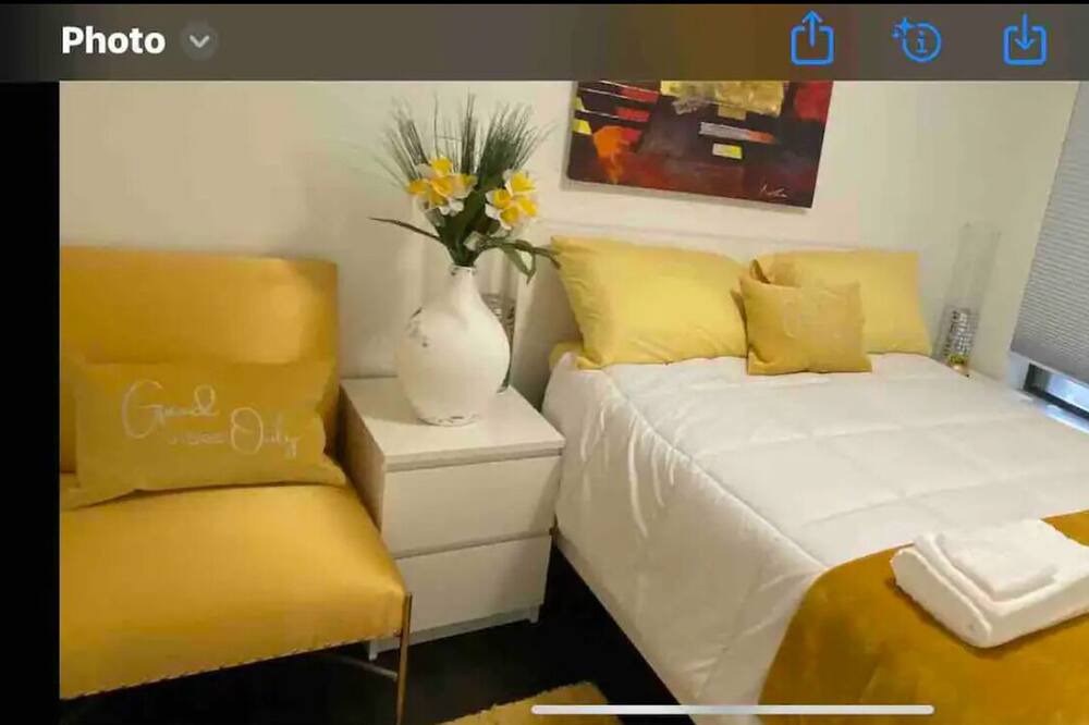 Photo of Bedroom in Richmond West