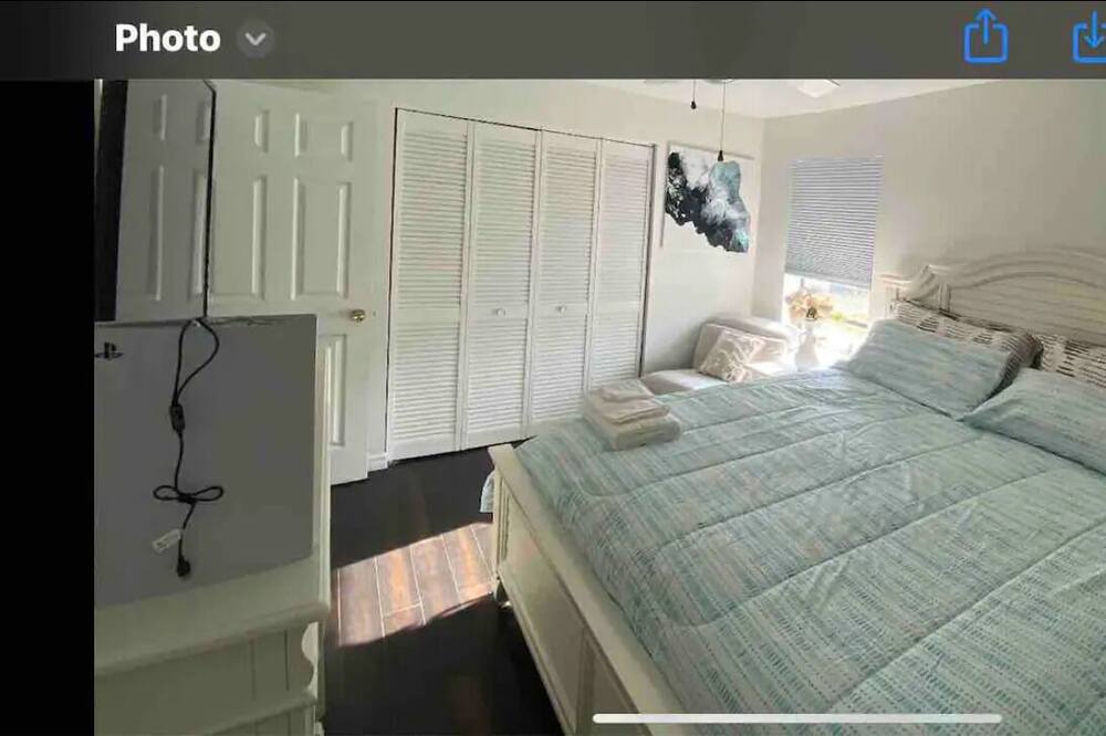 Photo of Bedroom in Richmond West