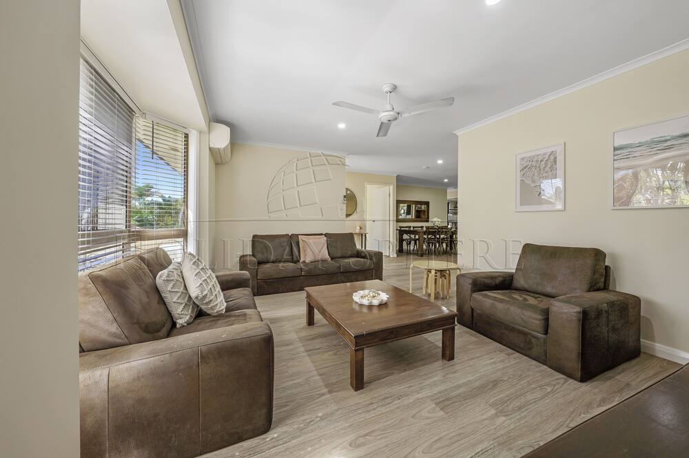 Photo of Livingroom in Oxenford