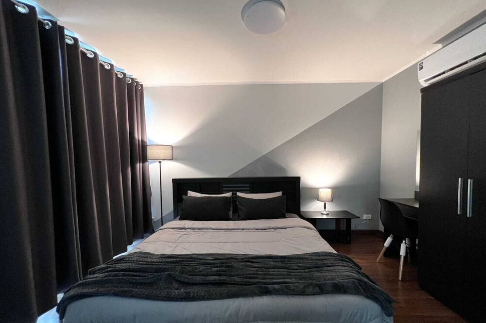 Photo of Bedroom in Talat Nuea