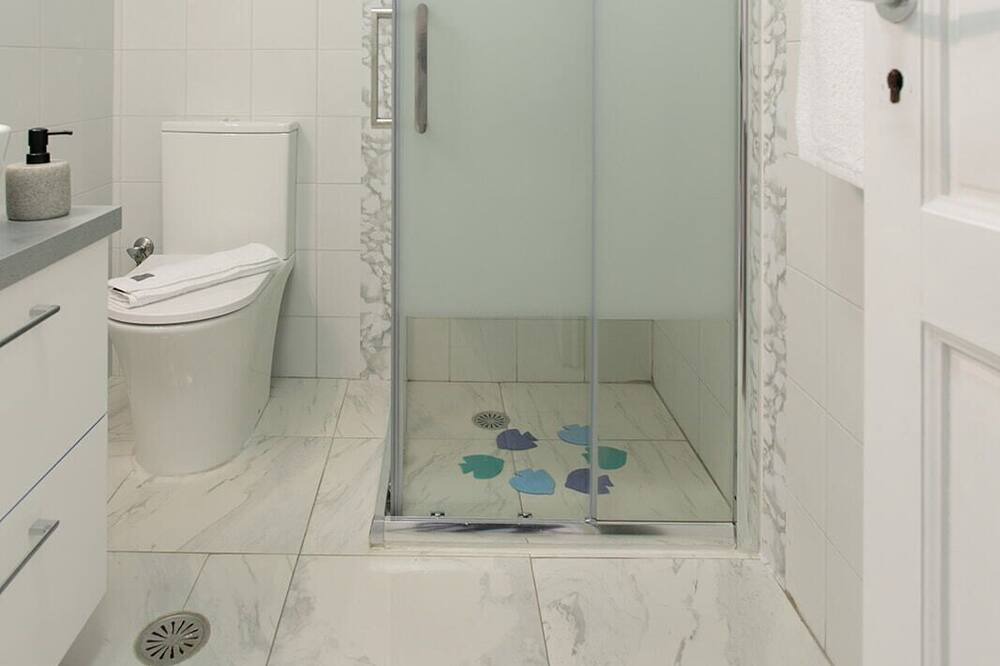 Photo of Bathroom in Stelida
