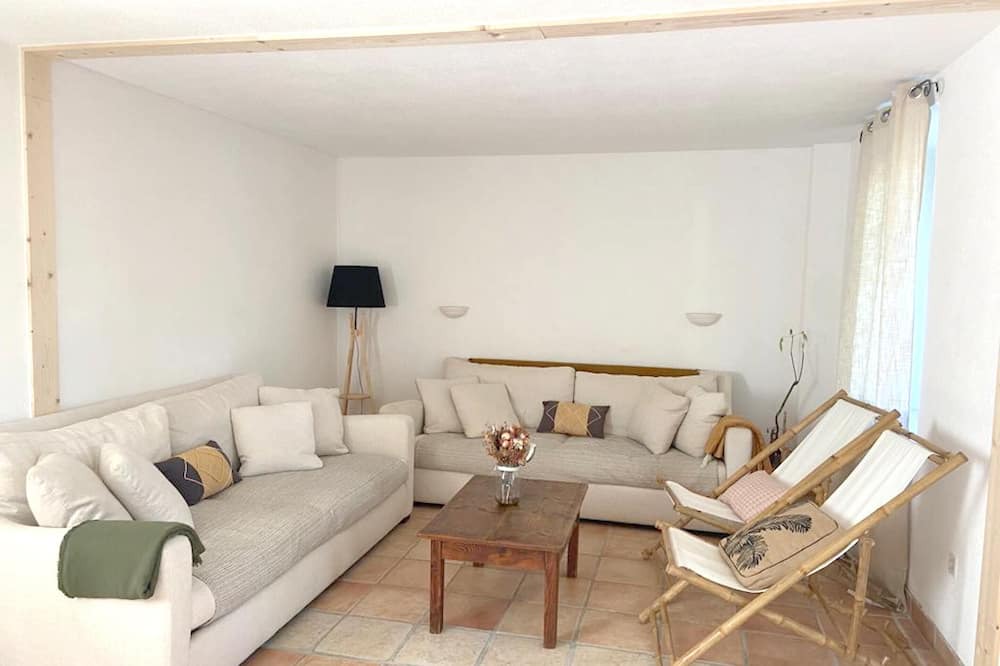 Photo of Livingroom in Ponteves