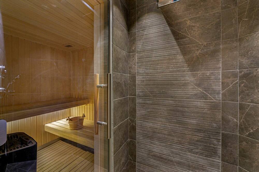 Photo of Bathroom in Val-d'Isere