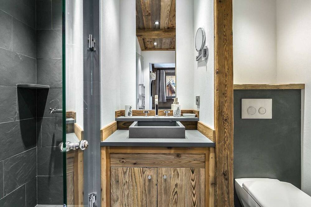 Photo of Bathroom in Val-d'Isere