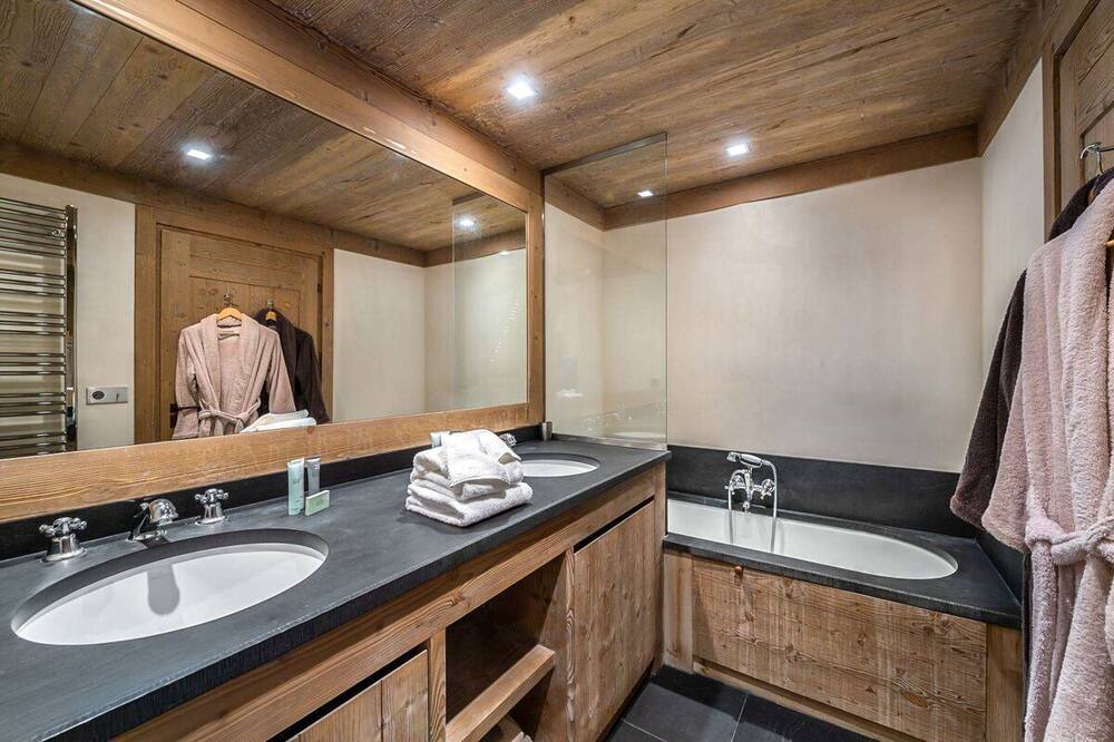 Photo of Bathroom in Val-d'Isere